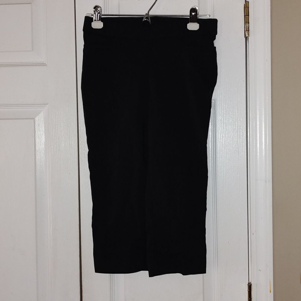 Apt 9 Essentials   black  stretch capris  Sz PXS